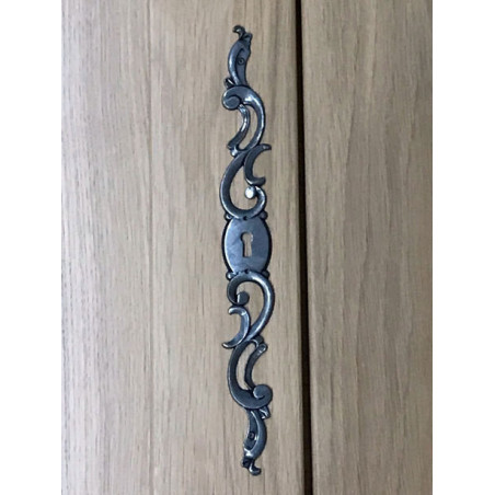 RUSTIC LEFT KEY ENTRY