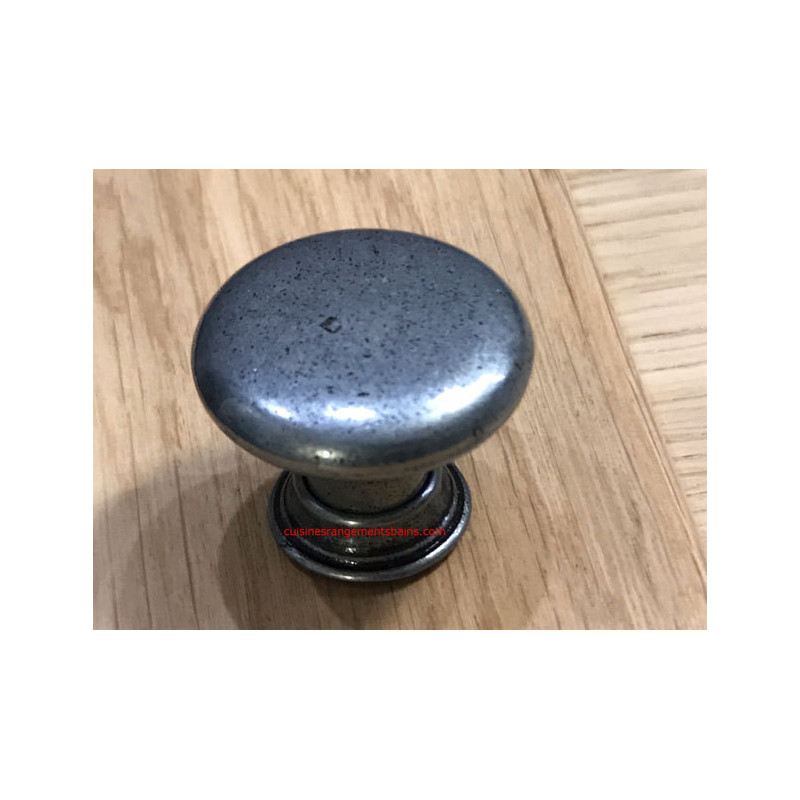 32-MM-DURCHMESSERKNOPF AM SCHALLLOCH AUS GEALTERTEM STAHL