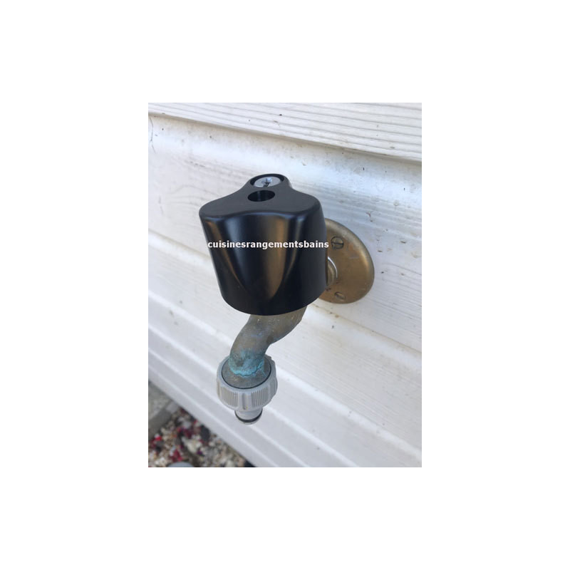 GARDEN FAUCET LOCK